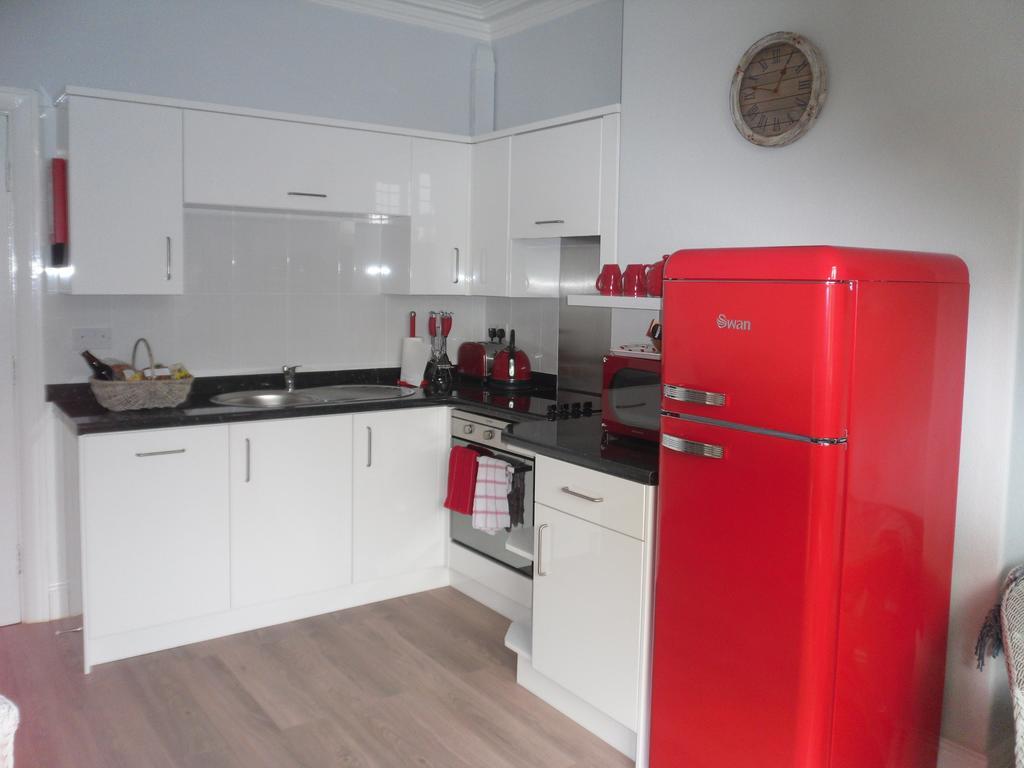 Claremont House Holiday Apartments Llandudno Chambre photo